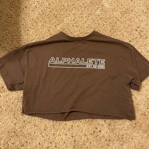 Alphalete Cropped T-Shirt